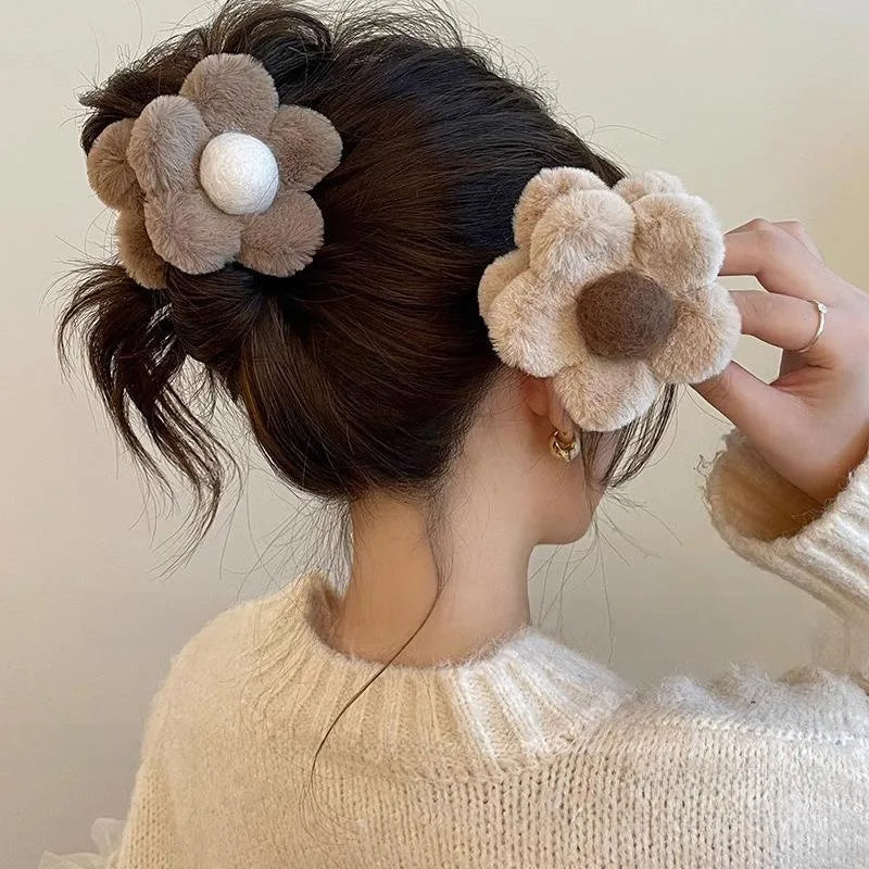 Plush Flower Claw