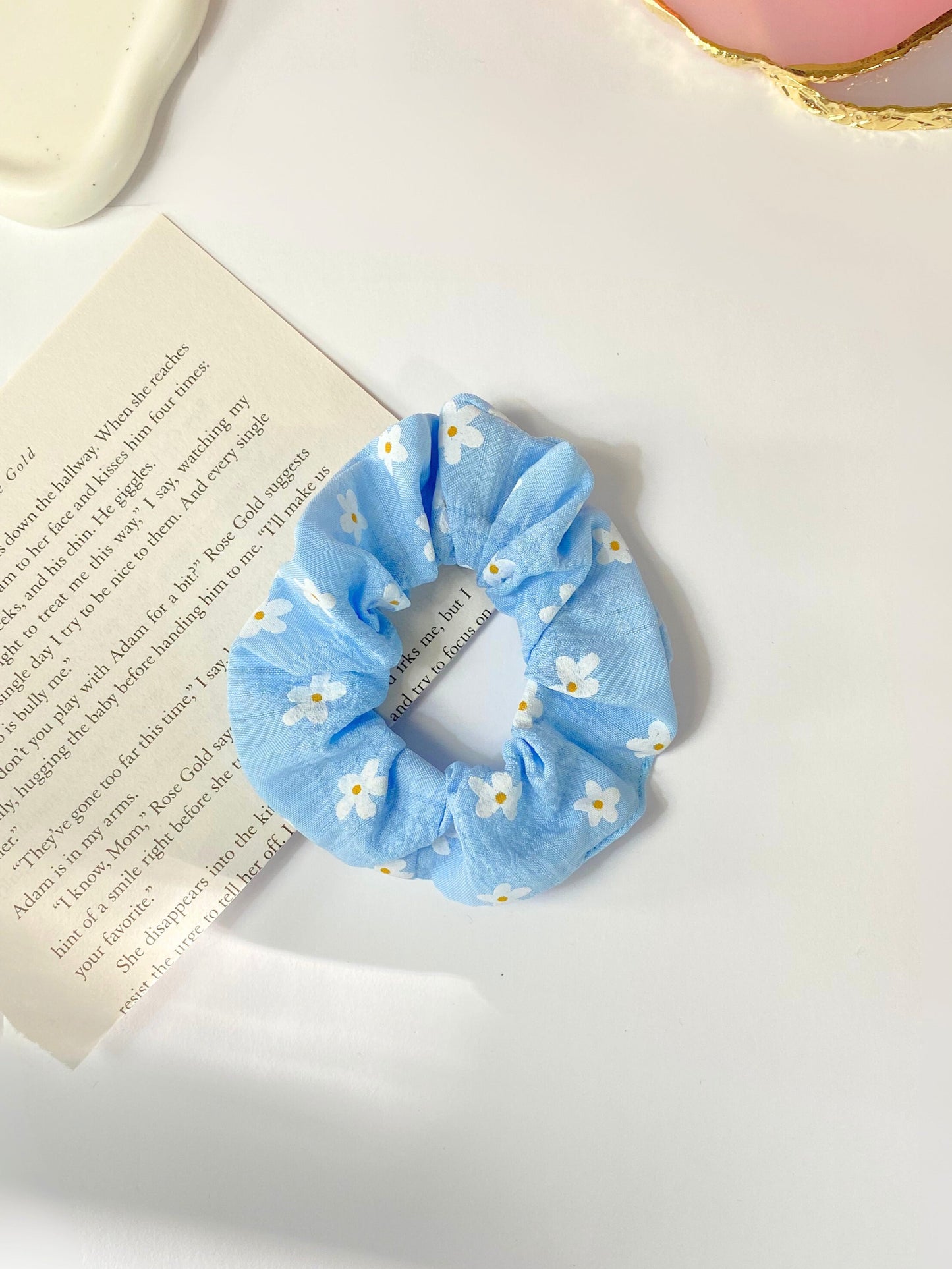 Daisy Cotton Scrunchies