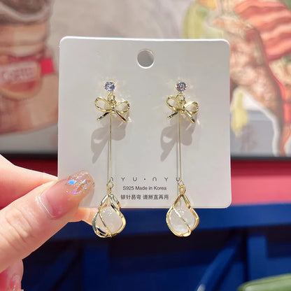 Bow Cat Eye Earring