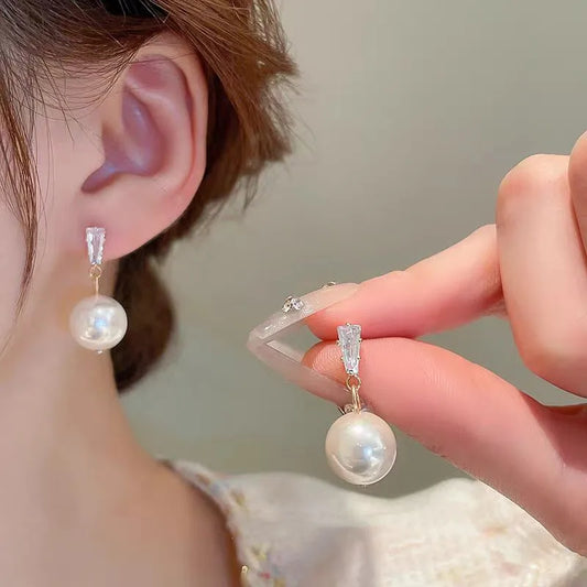 Crystal Pearl Earring