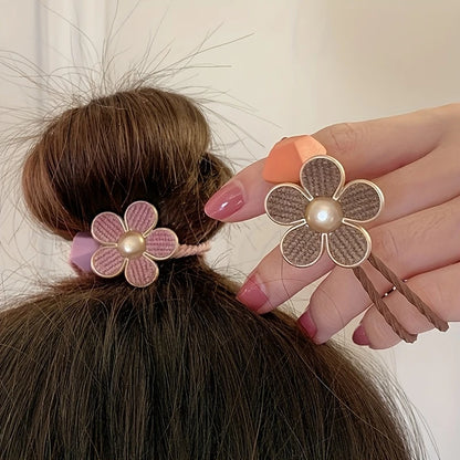 Five Petal Hairtie