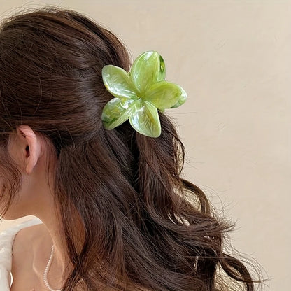 Lily Gradient Green Claw