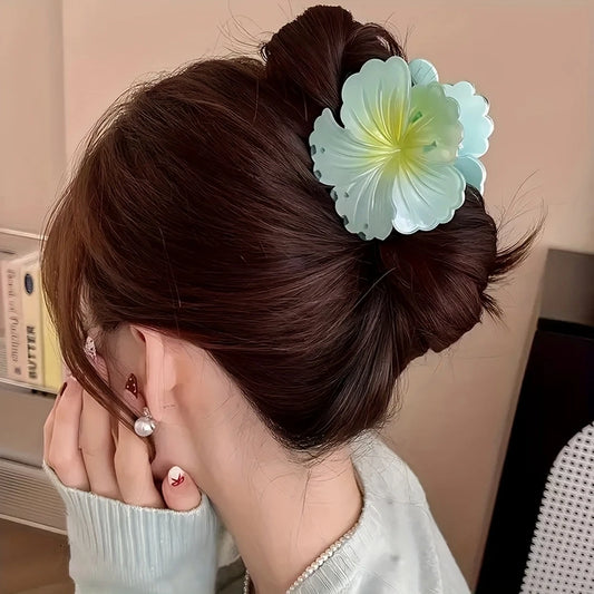 Eggplant Green Flower Claw