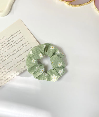 Daisy Cotton Scrunchies