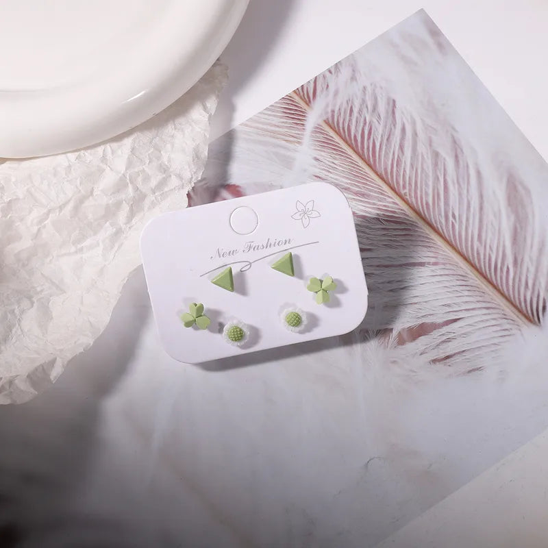 Green Daisy Ear-studs