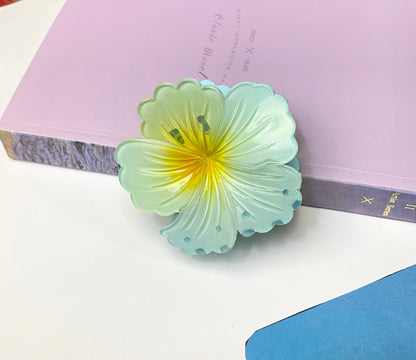 Eggplant Green Flower Claw