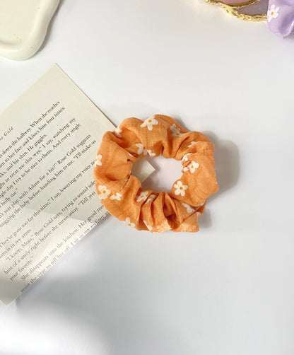 Daisy Cotton Scrunchies
