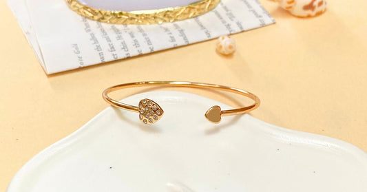 Heart Gold Bangle