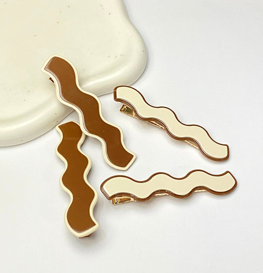 Wave Hairpins