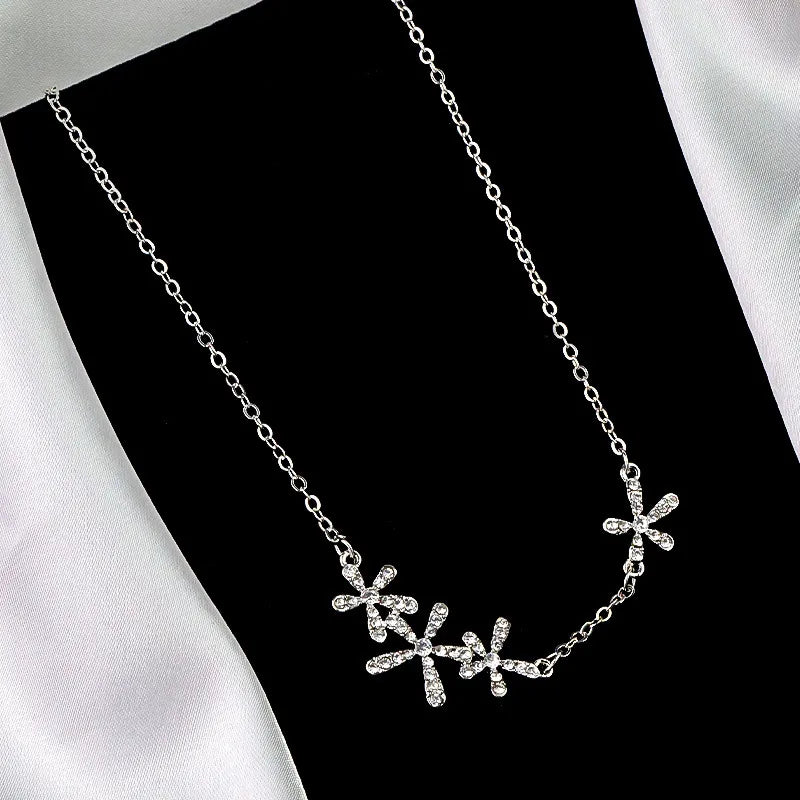 Streetwear Flower Necklace