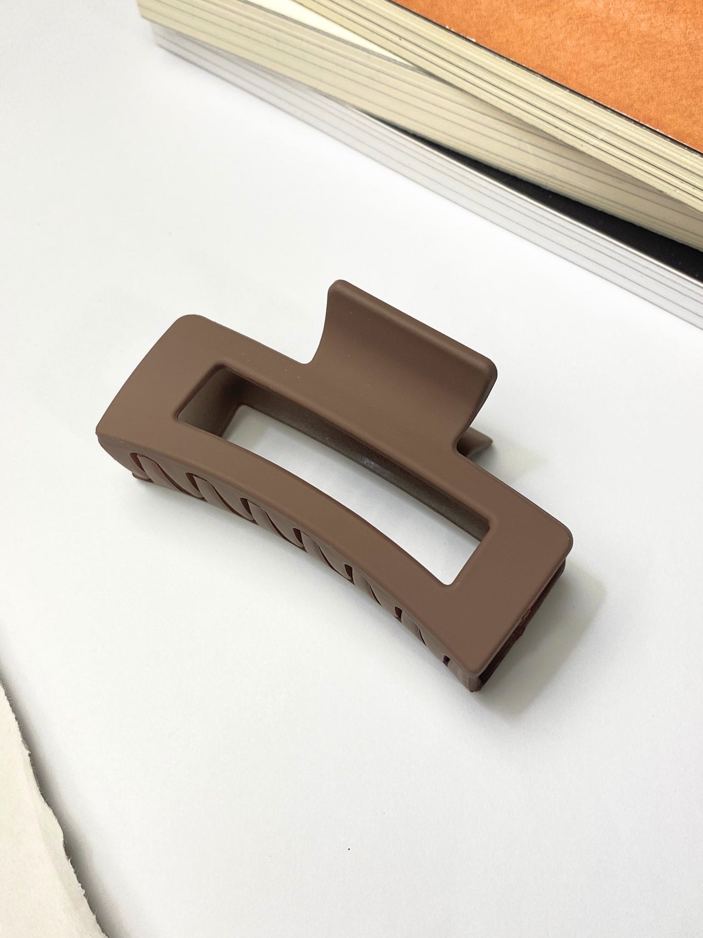 Large Square Frosted Claw (10.5cm)