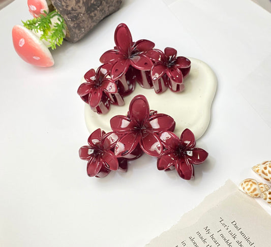 Burgundy Flower Claw