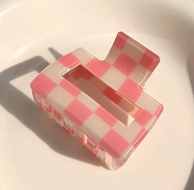 Pink Lattice Claw