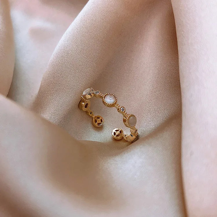 Golden Fleur Open Ring